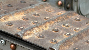 Armortek 1/6 scale WW1 Mark IV tank model: close-up of the riveted metal track plates