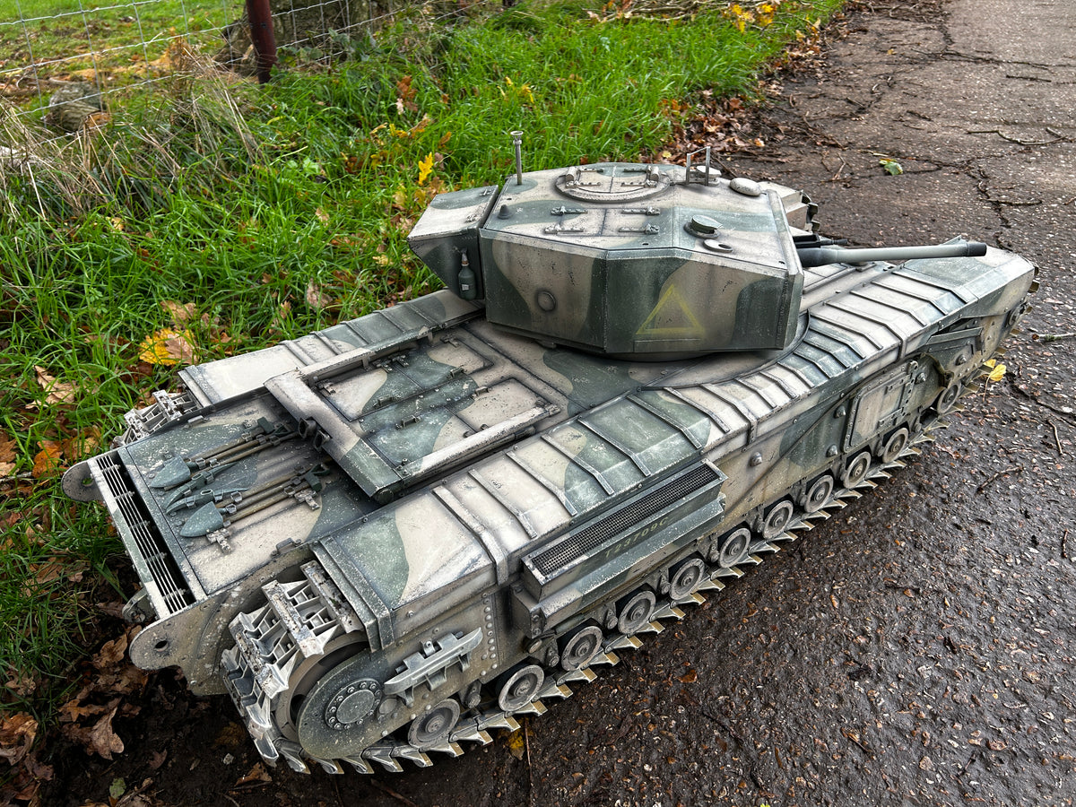 Armortek Bausatz Churchill Mk III im Maßstab 1:6, Foto 3 von 11